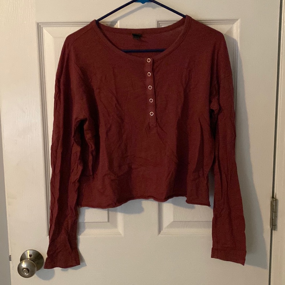 Wild fable cropped long sleeve shirt